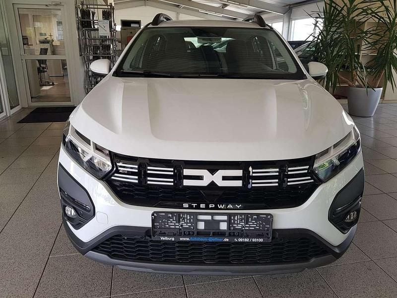 Gebraucht Dacia Sandero Stepway 91 PS (66 kW) 2025 Weiß Kleinwagen