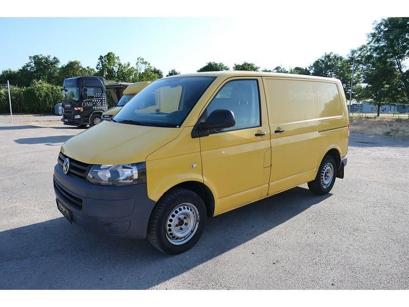 Second-hand VW Transporter 84 CP (61 kW) 2010 Galben Van