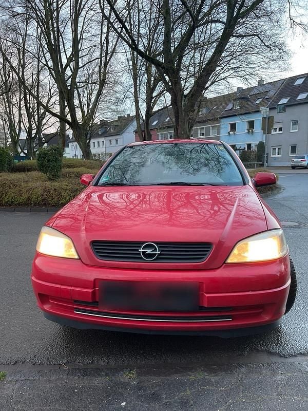 Gebraucht Opel Astra 85 PS (62 kW) 2002 Rot Coupé