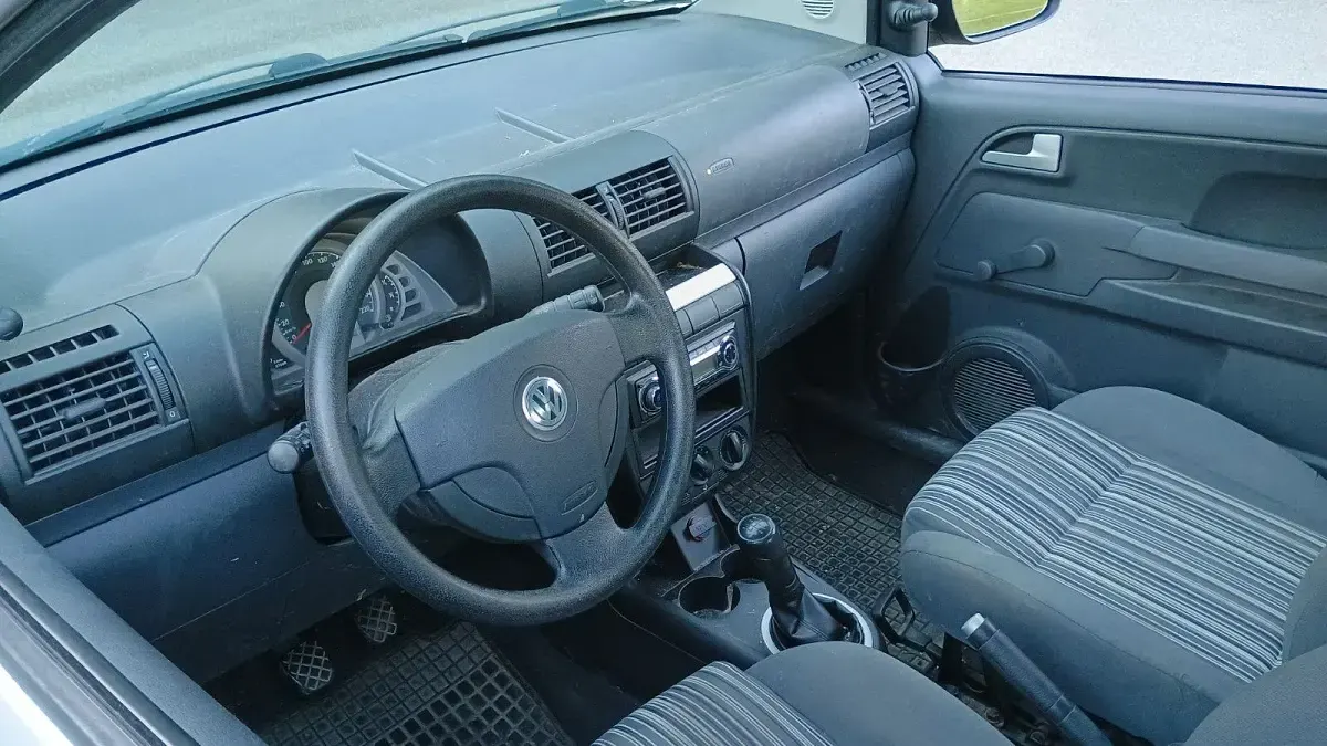Gebraucht VW Fox 54 PS (39 kW) 2007 Silber Kleinwagen