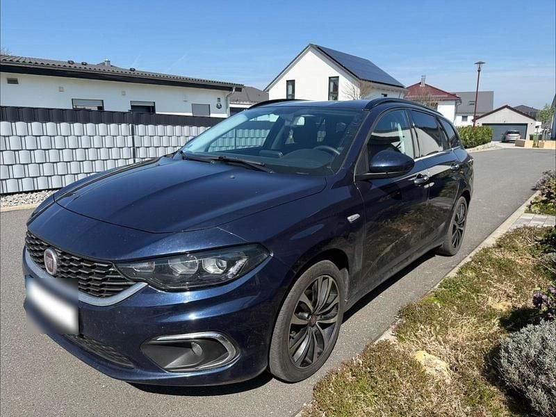Gebraucht Fiat Tipo Mirror 120 PS (88 kW) 2019 Blau Kombi