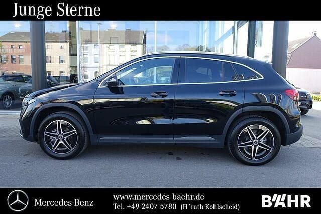 Gebraucht Mercedes EQA300 AMG 167 kW (228 PS) 2023 lack kosmosschwarz (metallic) SUV