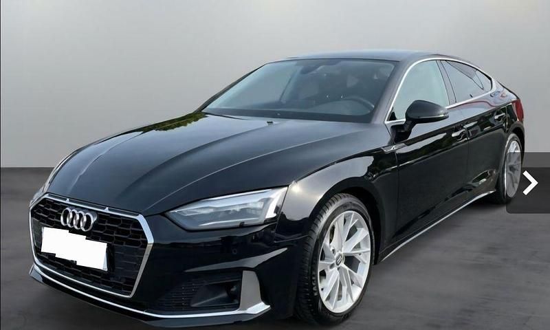 Schwarz Gebraucht 2020 Audi A5 Sportback Ambiente Kleinwagen | 28.900 € (Fairer Preis) - Bild 1/4