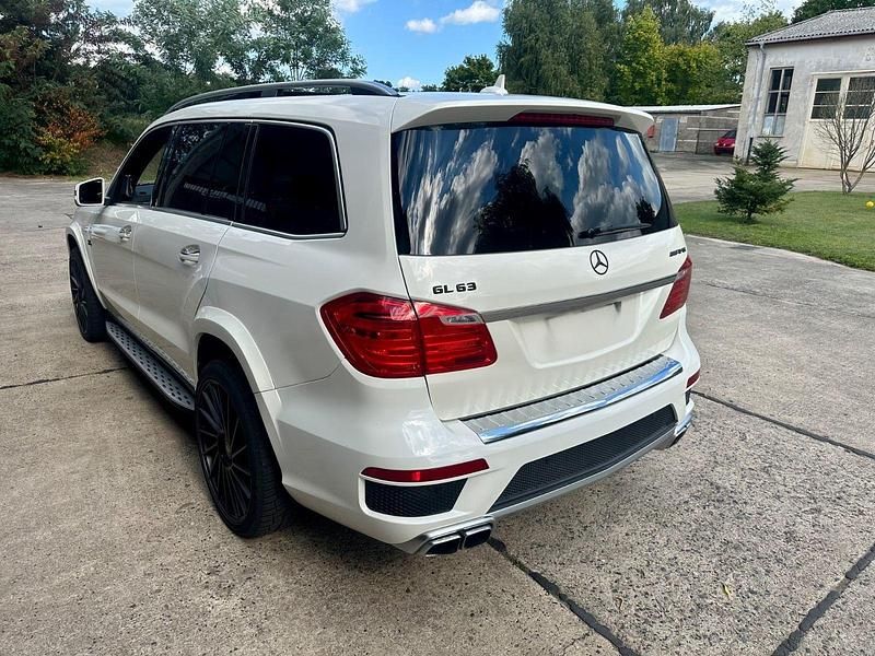 Gebraucht Mercedes GL500 AMG 435 PS (319 kW) 2013 Weiß SUV
