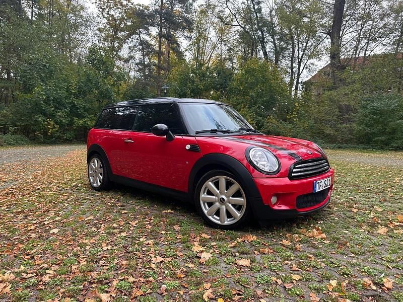 Rot Gebraucht 2008 Mini Cooper Clubman Kombi | 6.400 € (Etwas zu teuer) - Bild 1/4