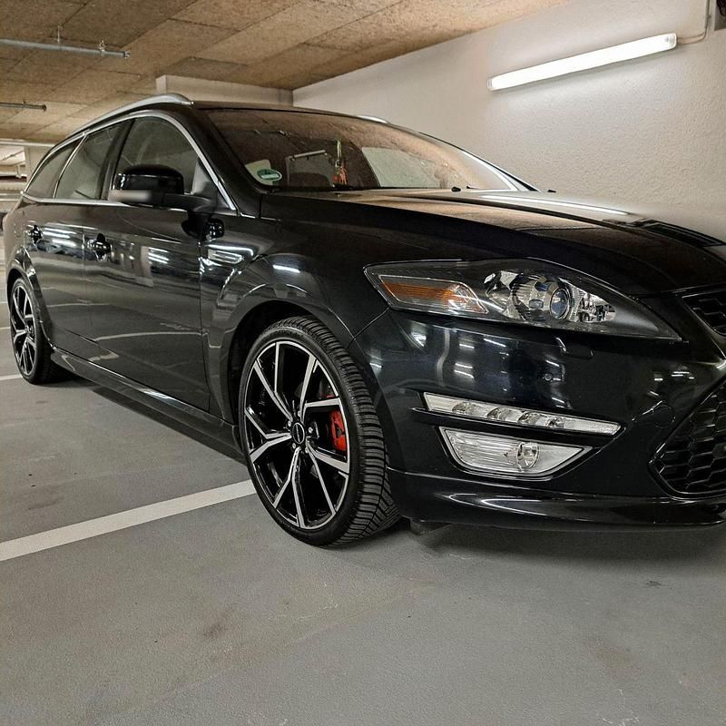 Gebraucht Ford Mondeo Titanium 163 PS (119 kW) 2013 Schwarz Kombi