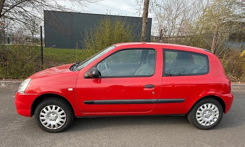 Gebraucht Renault Clio II Campus 65 PS (47 kW) 2009 Rot Kleinwagen