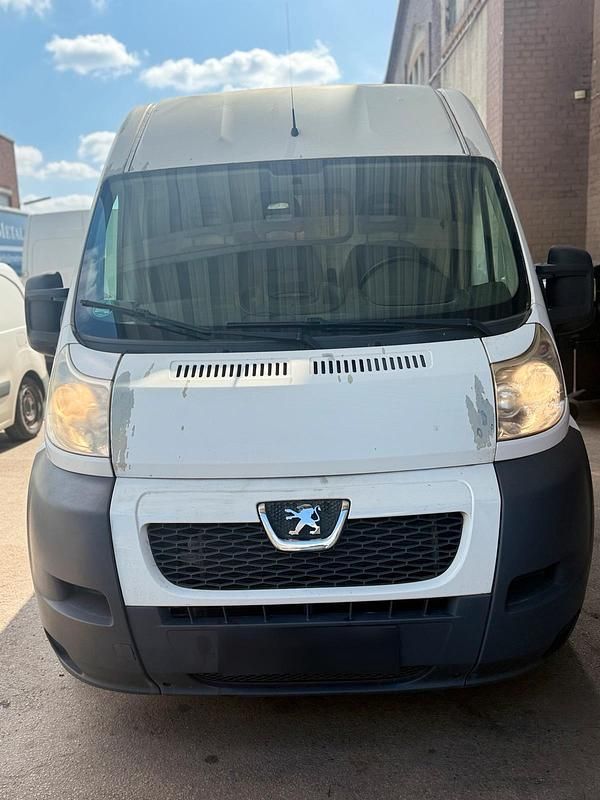 Gebraucht Peugeot Boxer 120 PS (88 kW) 2011 Weiß Van