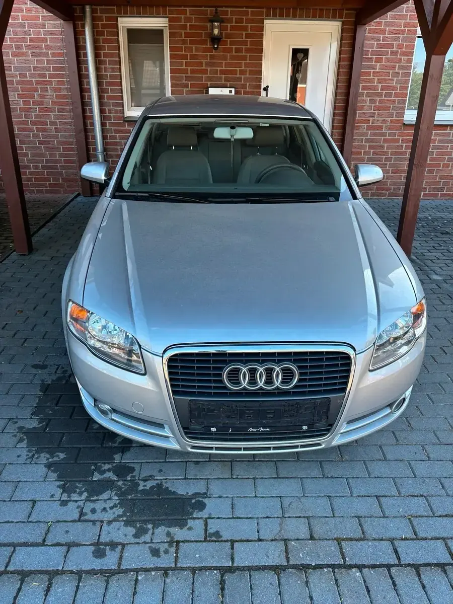 Gebraucht Audi A4 102 PS (75 kW) 2006 Silber Limousine
