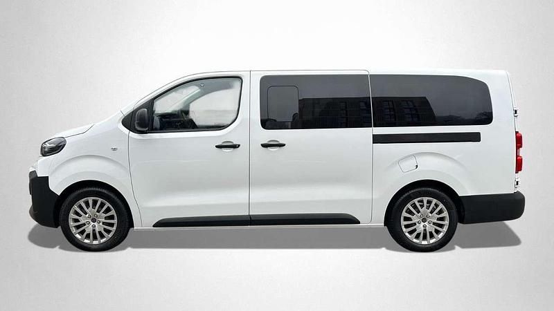 Neu Peugeot Expert 177 PS (130 kW) 2025 Weiß Van