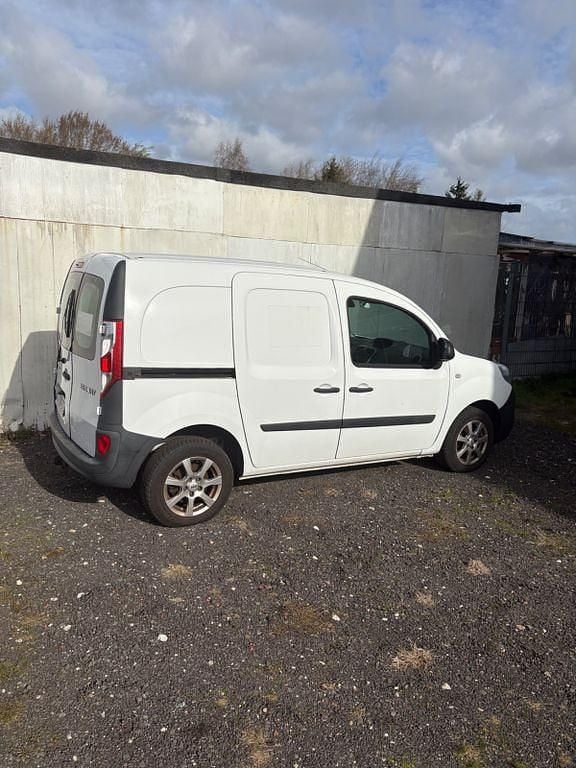 Gebraucht Renault Kangoo Authentique 75 PS (55 kW) 2015 Weiß Van / Kleinbus