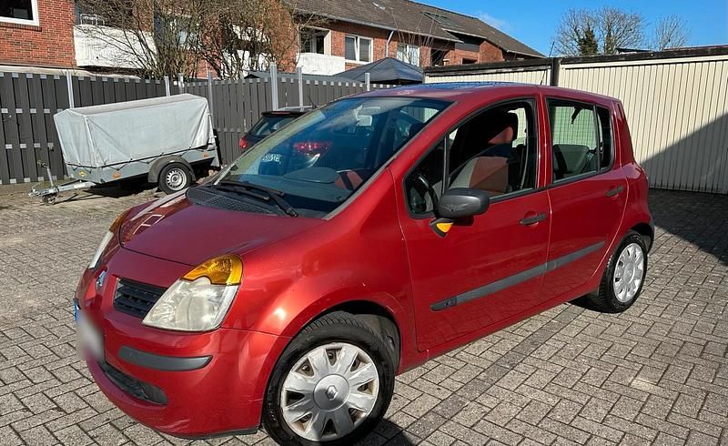 Second-hand Renault Modus 68 CP (50 kW) 2006 Monovolum