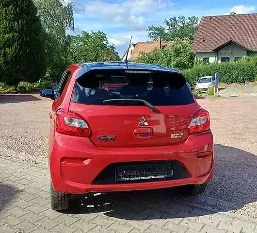 Gebraucht Mitsubishi Space Star Active 80 PS (58 kW) 2019 Amarenarot/schwarz Kleinwagen