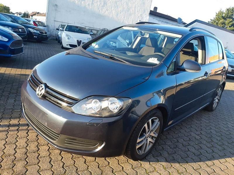Blau Gebraucht 2009 VW Golf Plus Cross Trendline Van / Kleinbus | 4.480 € (Fairer Preis) - Bild 1/4