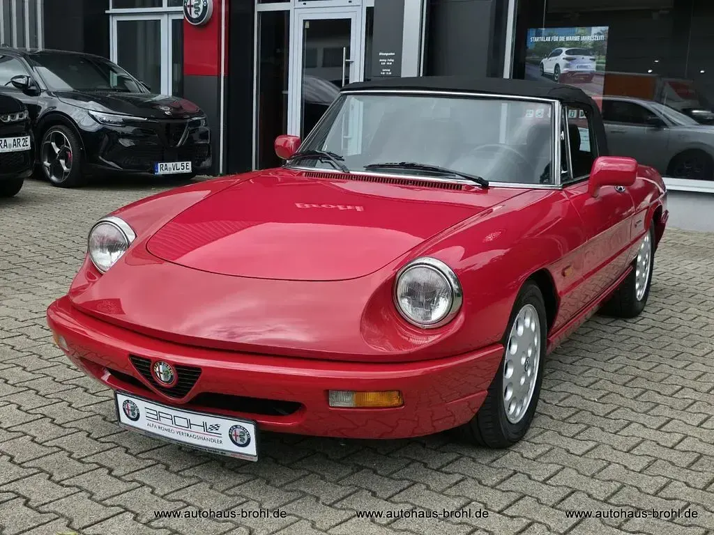Gebraucht Alfa Romeo Spider 120 PS (88 kW) 1994 Rot Cabrio
