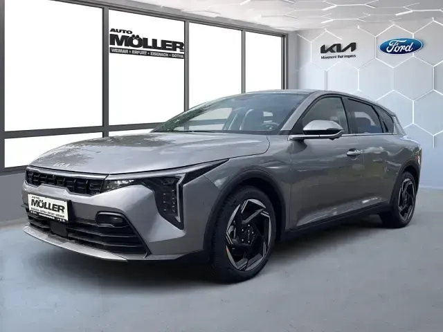 Neu Kia K4 Spirit 150 PS (110 kW) 2026 Grau Limousine
