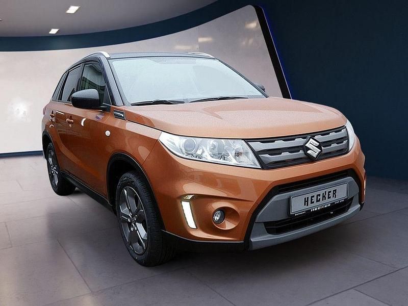 Gebraucht Suzuki Vitara Comfort 120 PS (88 kW) 2015 Orange SUV