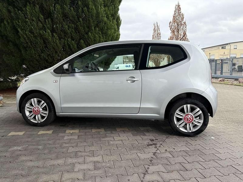 Second-hand VW up! Move 68 CP (50 kW) 2014 Argintiu Hatchback