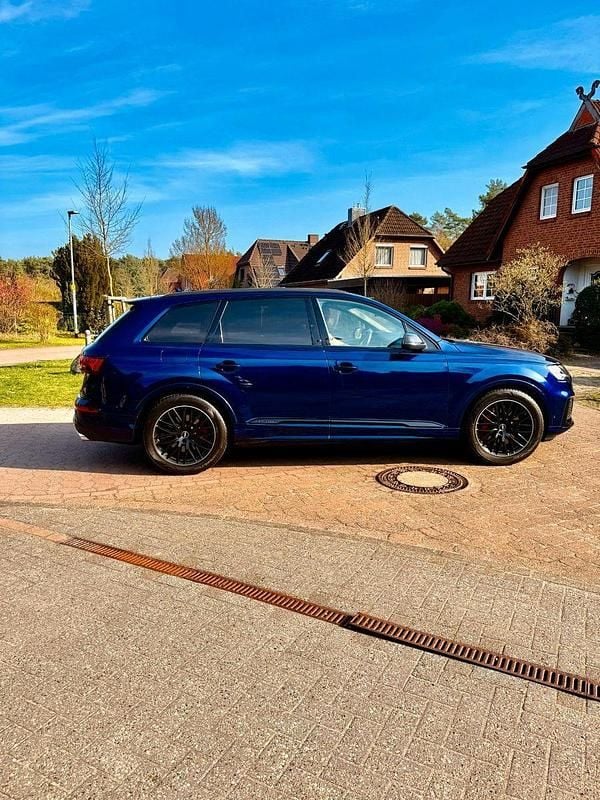 Gebraucht Audi SQ7 Ambiente 507 PS (372 kW) 2021 Blau SUV