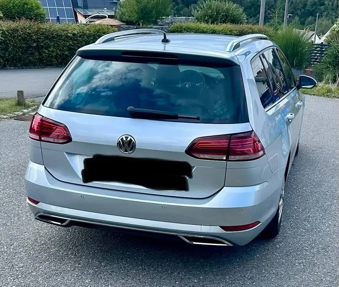 Gebraucht VW Golf VII Highline 150 PS (110 kW) 2019 Silber Kombi