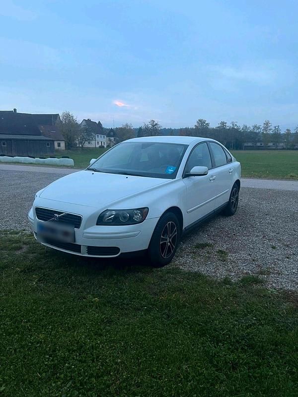 Gebraucht Volvo S40 101 PS (74 kW) 2006 Weiß Limousine