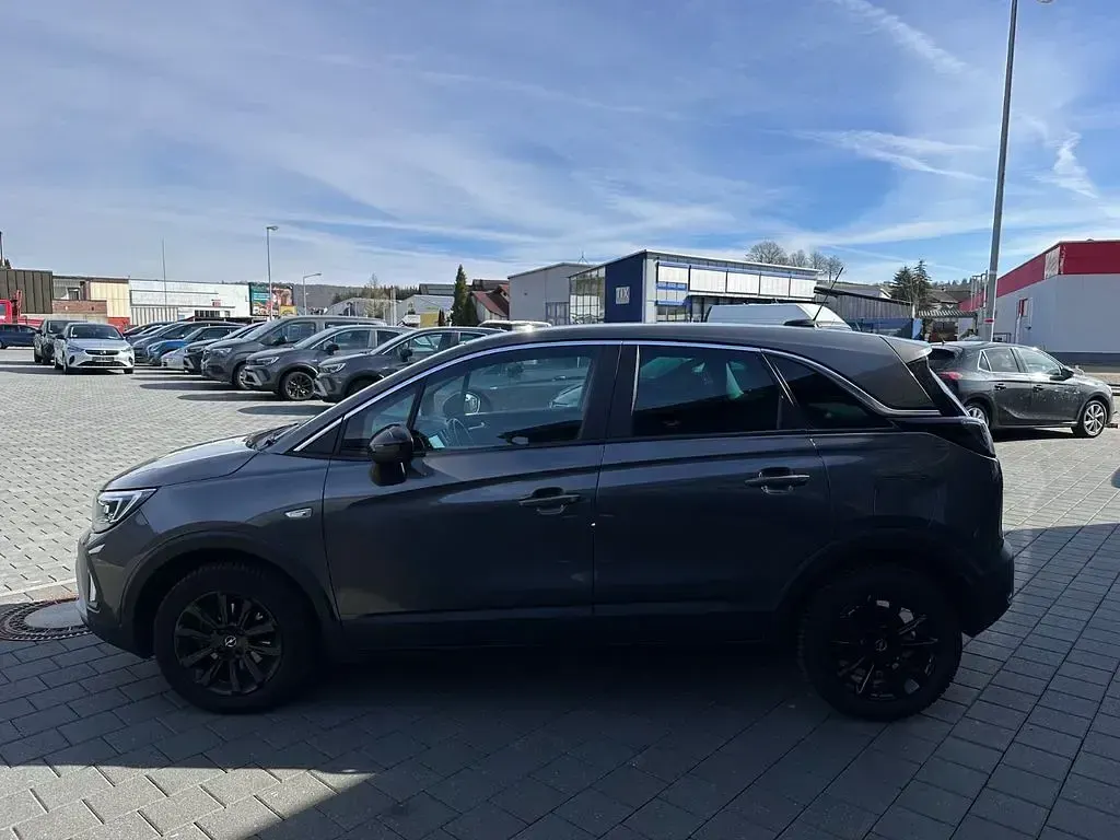 Gebraucht Opel Crossland Elegance 131 PS (96 kW) 2022 Grau SUV