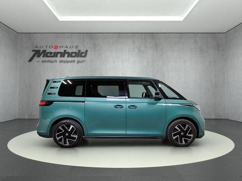 Gebraucht VW ID. Buzz Pro 150 kW (204 PS) 2023 Bay leaf green metallic Van / Kleinbus