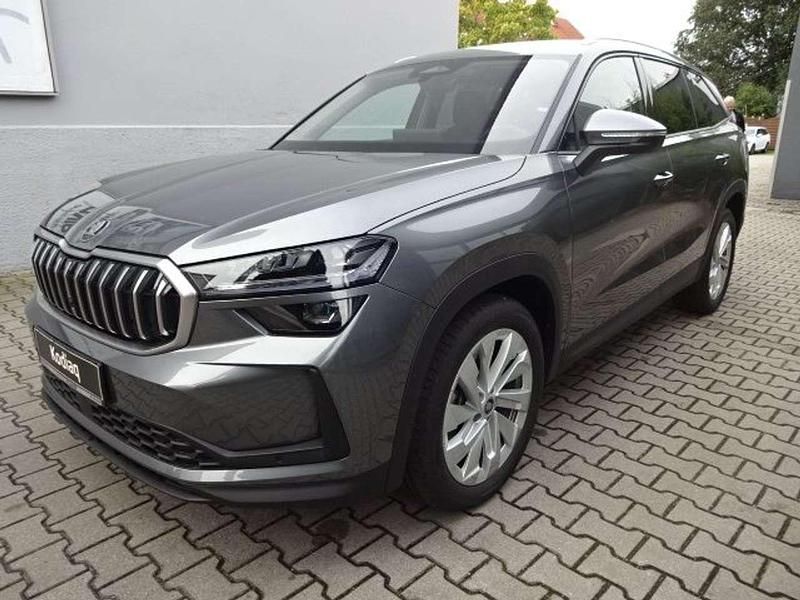 Neu Skoda Kodiaq Selection 150 PS (110 kW) 2025 Graphite grau metallic SUV