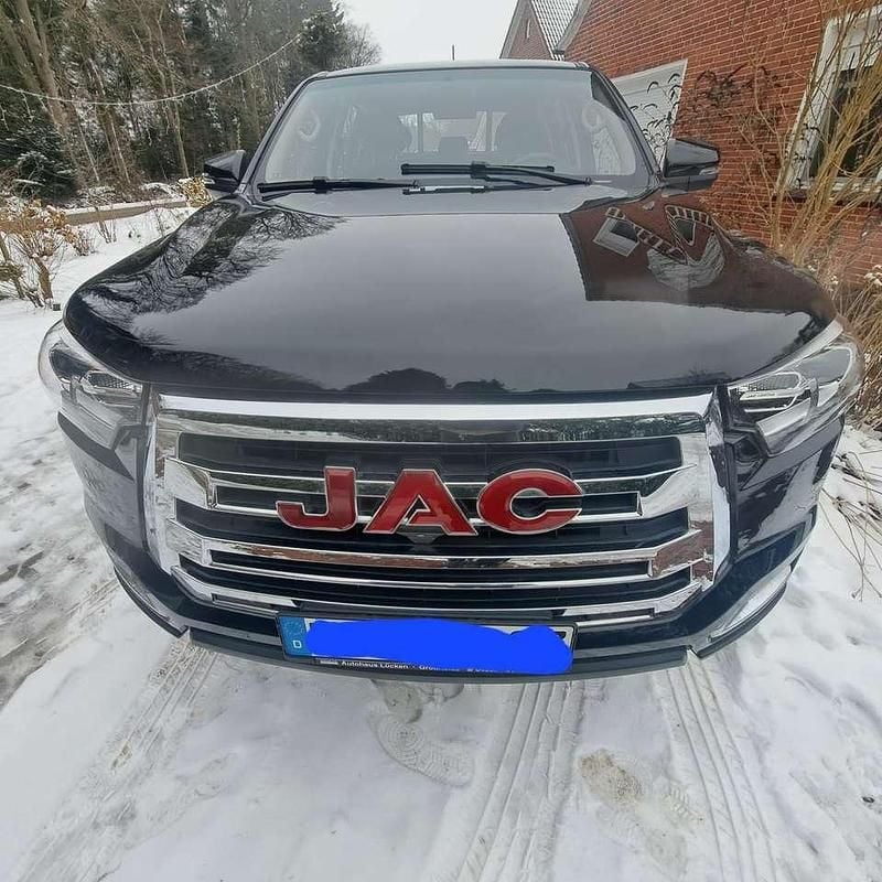 Gebraucht JAC JS8 205 PS (150 kW) 2023 Schwarz SUV