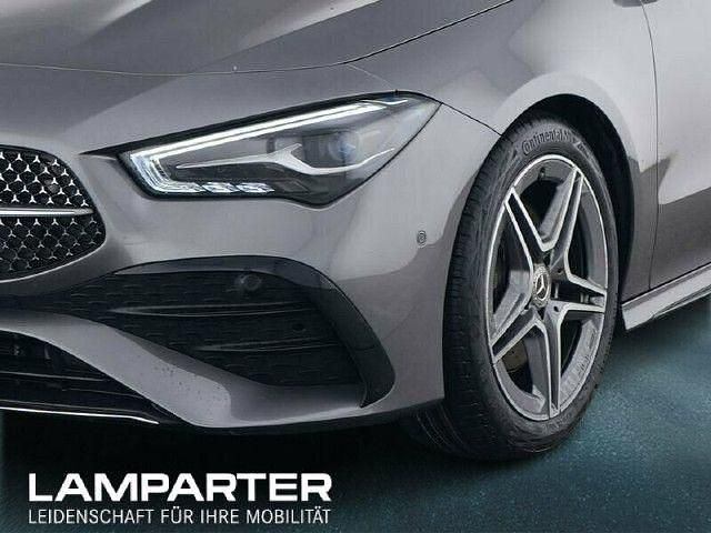 Grau Gebraucht 2024 Mercedes CLA200 AMG Coupé | 35.980 € (Fairer Preis) - Bild 1/4