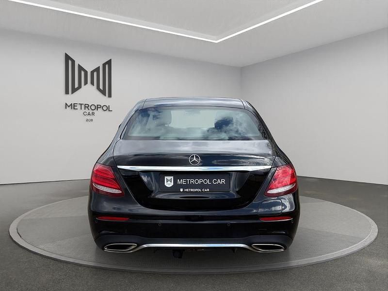 Gebraucht Mercedes E350 AMG line 286 PS (210 kW) 2018 Schwarz Limousine