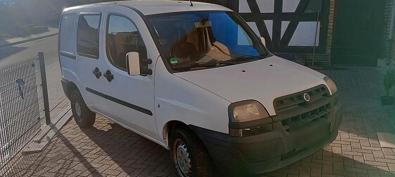 Gebraucht Fiat Doblò 95 PS (69 kW) 2003 Weiß Van / Kleinbus