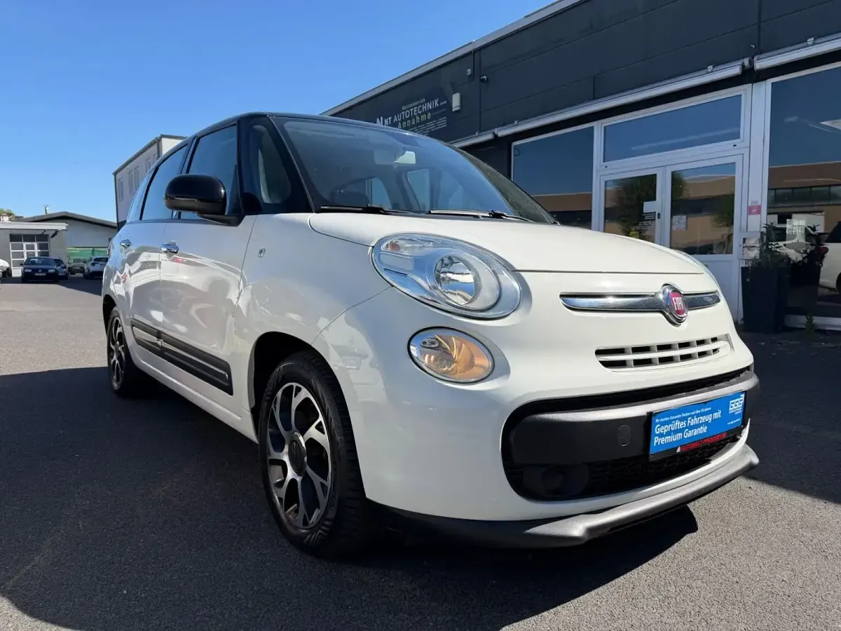 Gebraucht Fiat 500L 120 PS (88 kW) 2016 Schwarz Van / Kleinbus