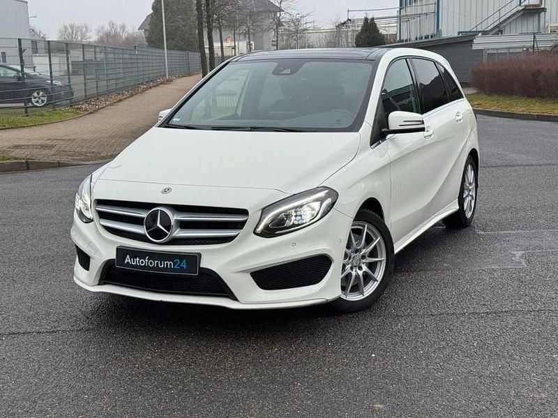 Gebraucht Mercedes B250 AMG line 211 PS (155 kW) 2018 Calcitweiss/zirrusweiss Van / Kleinbus