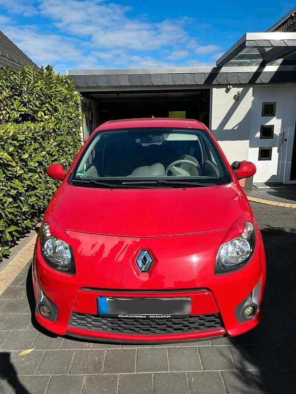 Rot Gebraucht 2009 Renault Twingo Kleinwagen | 3.100 € - Bild 1/4
