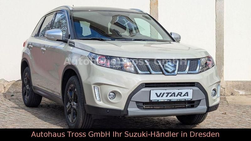 Gebraucht Suzuki Vitara 140 PS (102 kW) 2017 Beige SUV