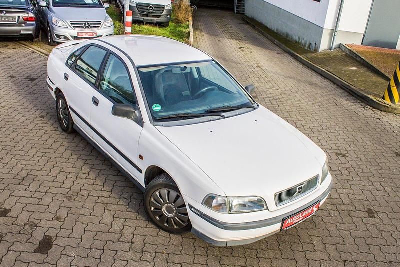 Gebraucht Volvo S40 116 PS (85 kW) 1997 Weiß Limousine
