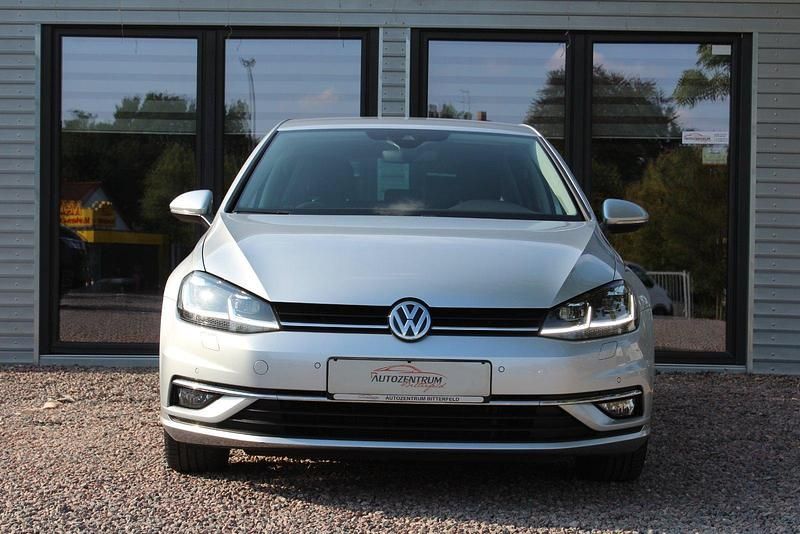 Gebraucht VW Golf VII Join 116 PS (85 kW) 2019 Silber Limousine