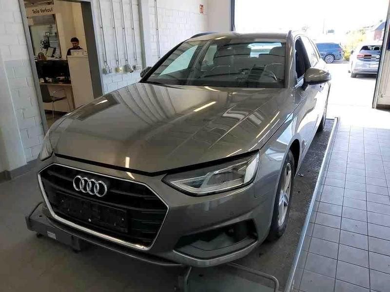 Terragrau Gebraucht 2021 Audi A4 Sport Kombi | 20.590 € (Superpreis) - Bild 1/4
