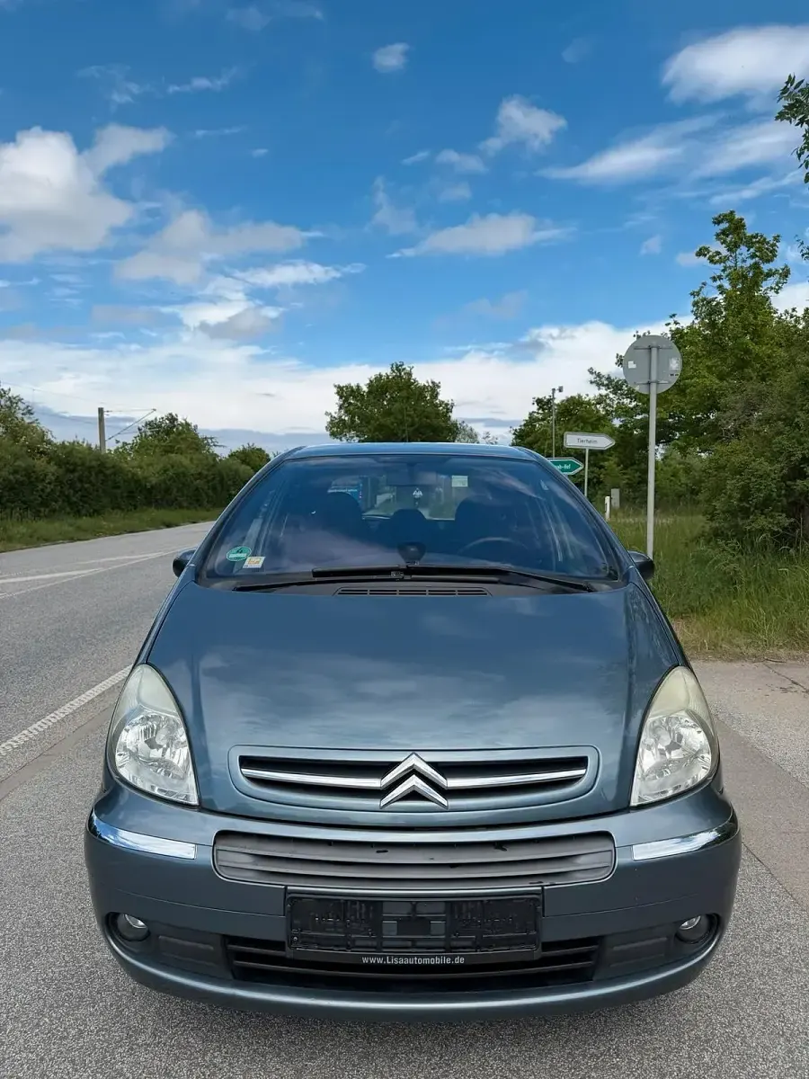Gebraucht Citroën Xsara Picasso 109 PS (80 kW) 2008 Grau Van / Kleinbus
