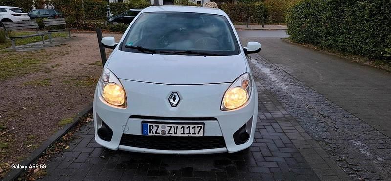 Weiß Gebraucht 2011 Renault Twingo Kleinwagen | 1.500 € - Bild 1/4