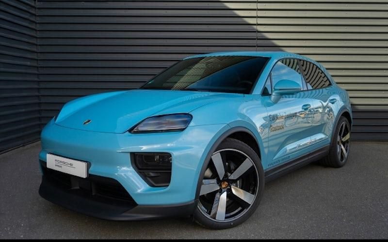 Gebraucht Porsche Macan 4 Electric 264 kW (360 PS) 2026 Blau SUV