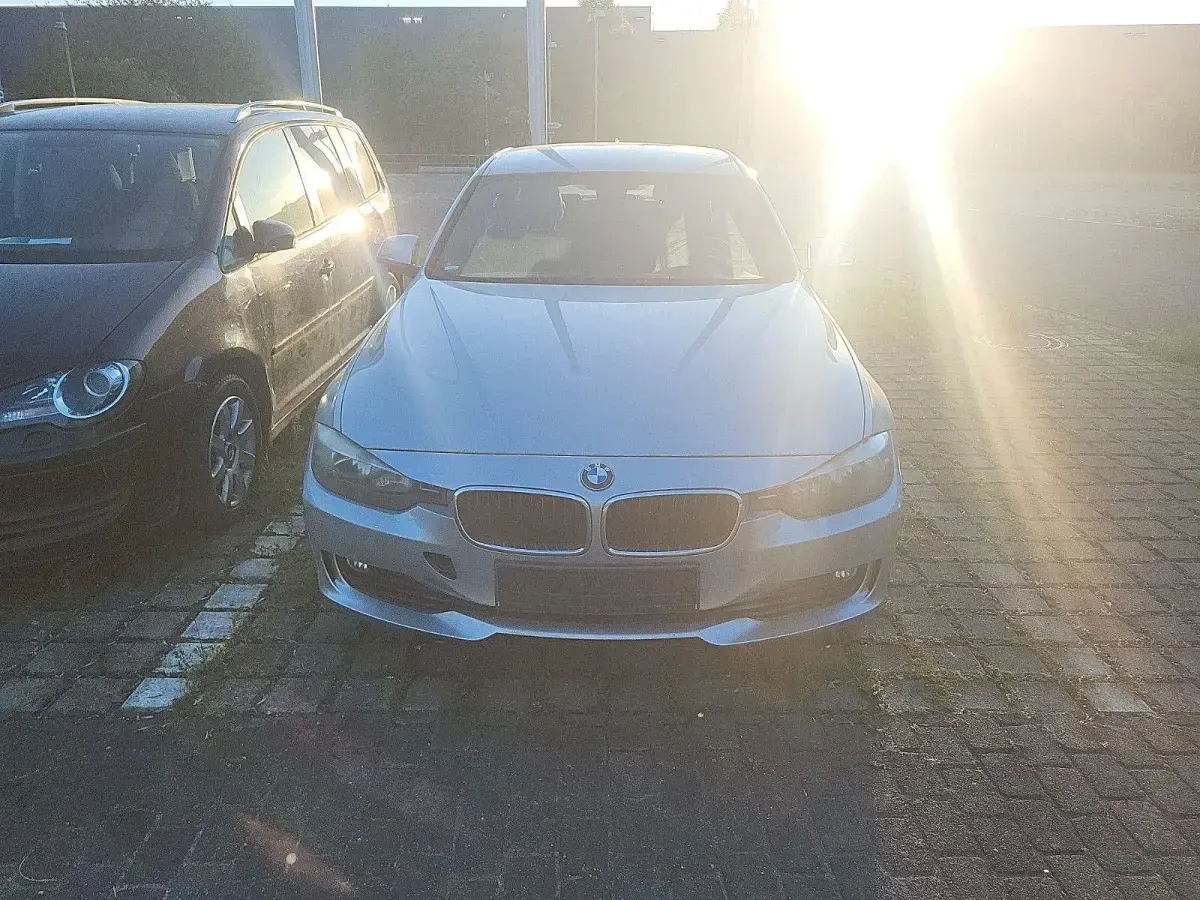 Second-hand BMW 316 116 CP (85 kW) 2012 Argintiu Berlinǎ