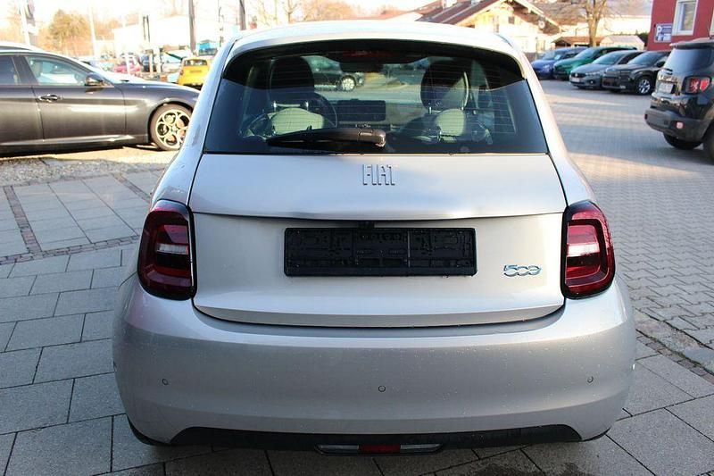 Gebraucht Fiat 500e S 86 kW (118 PS) 2025 Grau