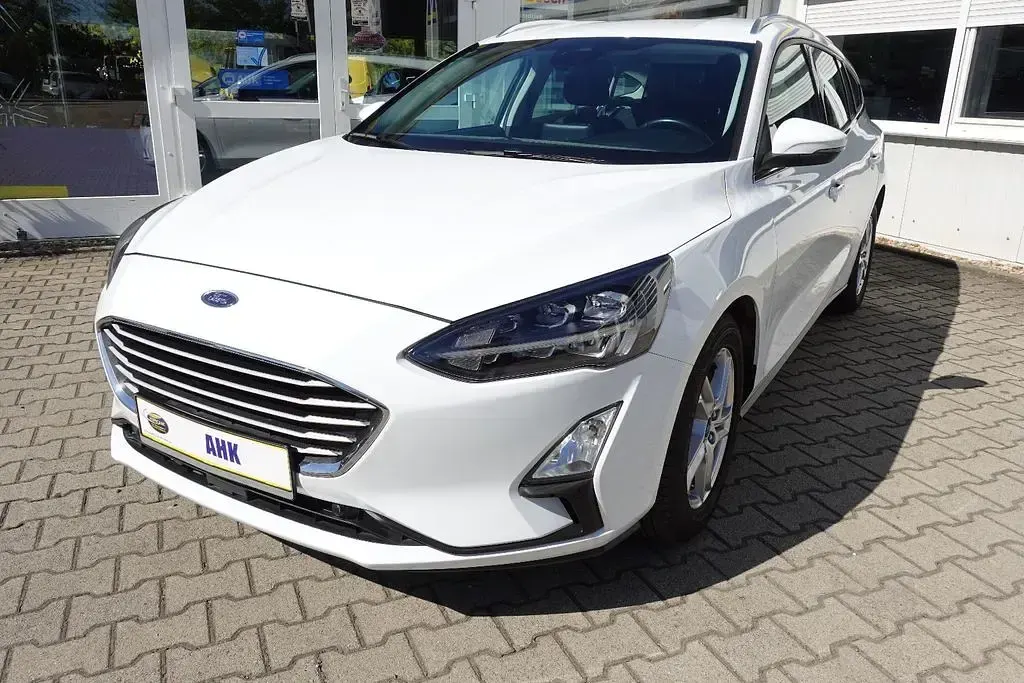 Gebraucht Ford Focus Cool & Connect 120 PS (88 kW) 2021 Weiß Limousine