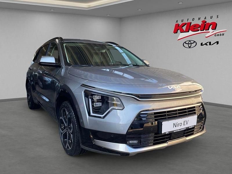 Grau Gebraucht 2024 Kia Niro Spirit SUV | 35.990 € (Etwas zu teuer) - Bild 1/4