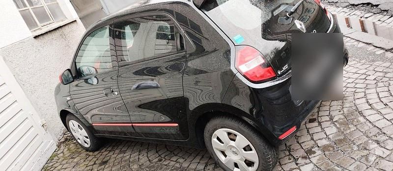 Gebraucht Renault Twingo Dynamique 71 PS (52 kW) 2015 Schwarz Kleinwagen