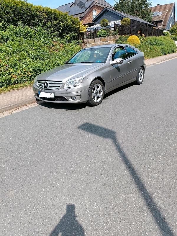 Grau Gebraucht 2008 Mercedes CLC200 Kleinwagen | 3.750 € (Fairer Preis) - Bild 1/4