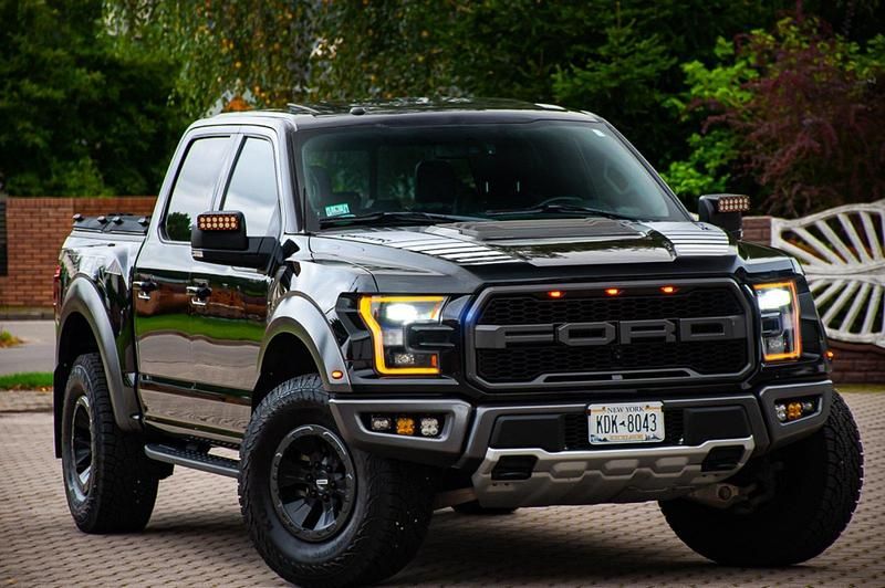 Schwarz Gebraucht 2018 Ford F-150 Raptor Abholung | 49.900 € - Bild 1/4