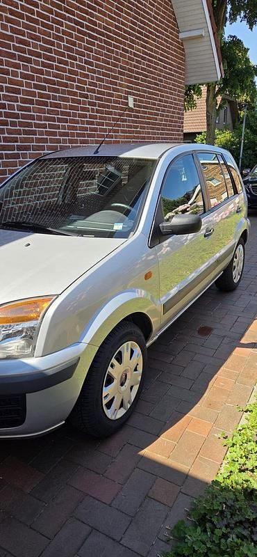 Silber Gebraucht 2007 Ford Fusion Kleinwagen | 2.999 € (Fairer Preis) - Bild 1/4